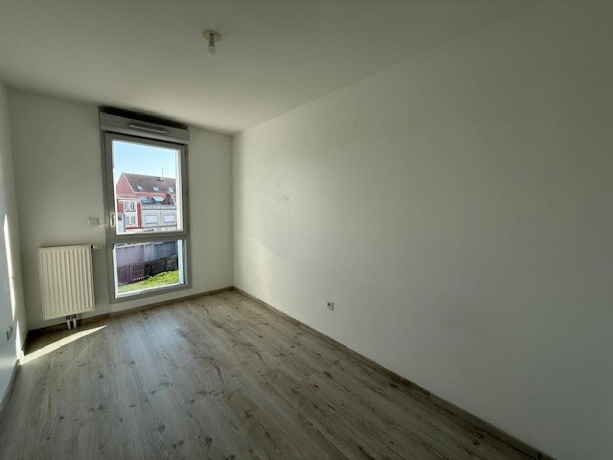 
																			3 pièces - 
																		2ème étage - 66m² - 998,44 € - Photo #2