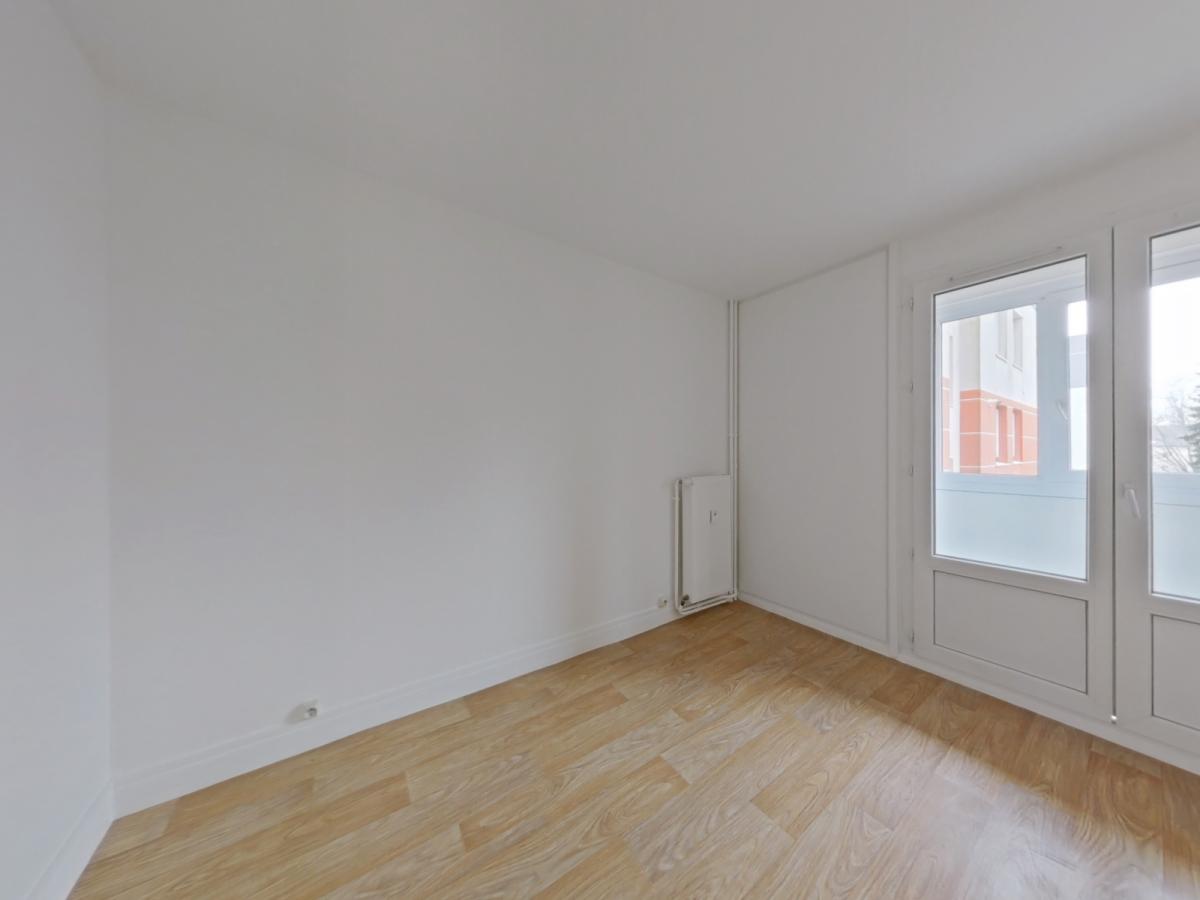 
																																							4 pièces - 
																																						7ème étage - 74m² - 819,94 € - Photo #3