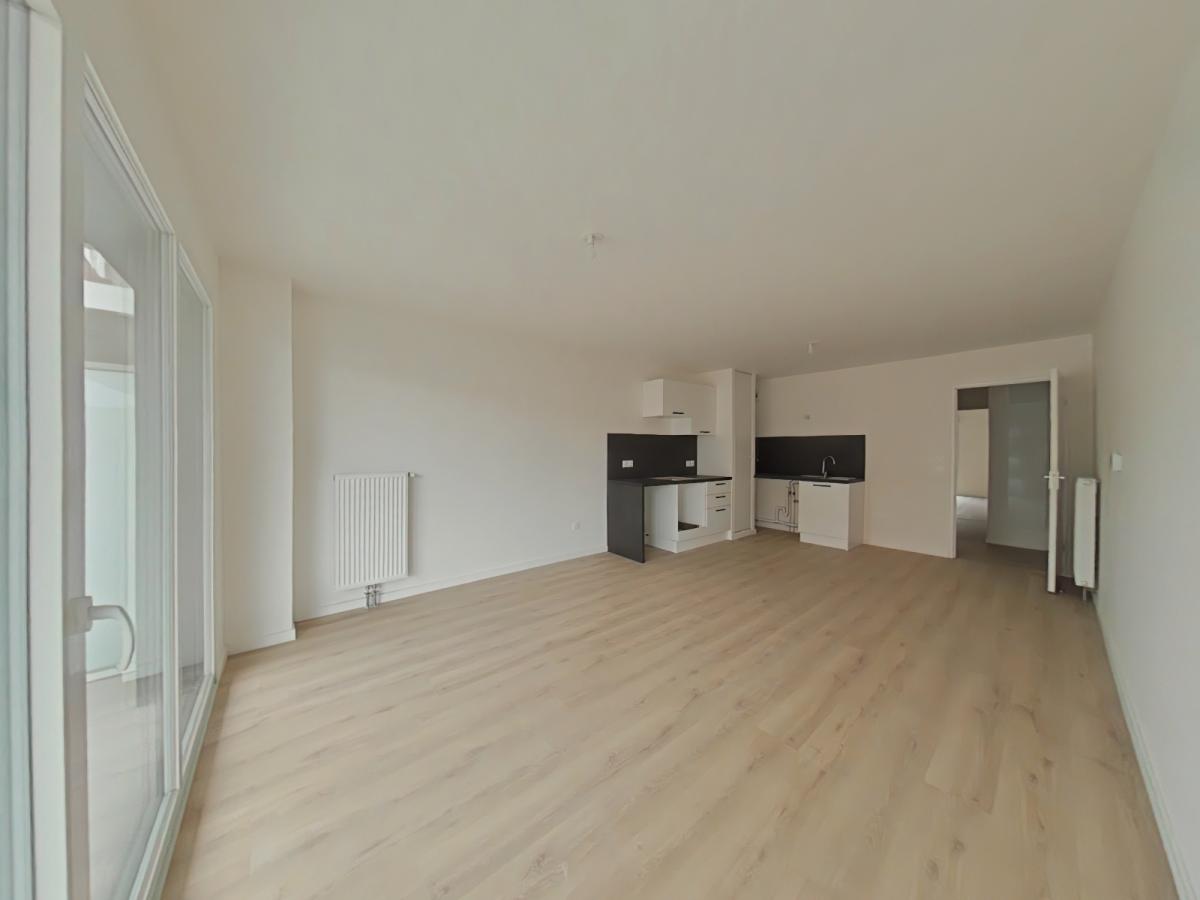 3 pièces - 2ème étage - 79m² - 933,91 € - Photo #2