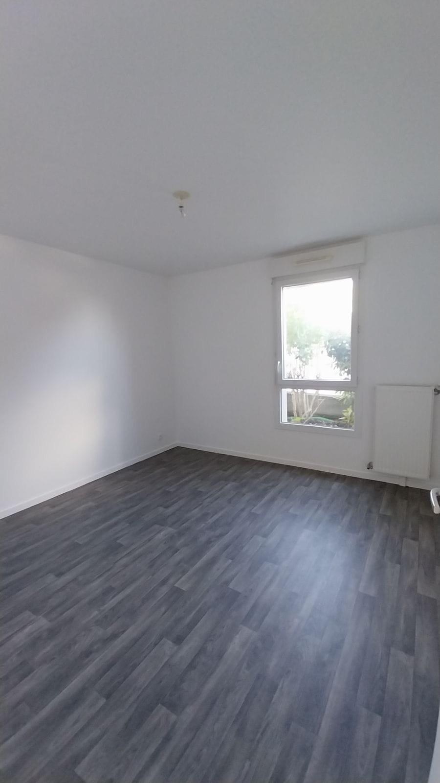 
																			3 pièces - 
																		RDC - 265 000 € - Photo #2