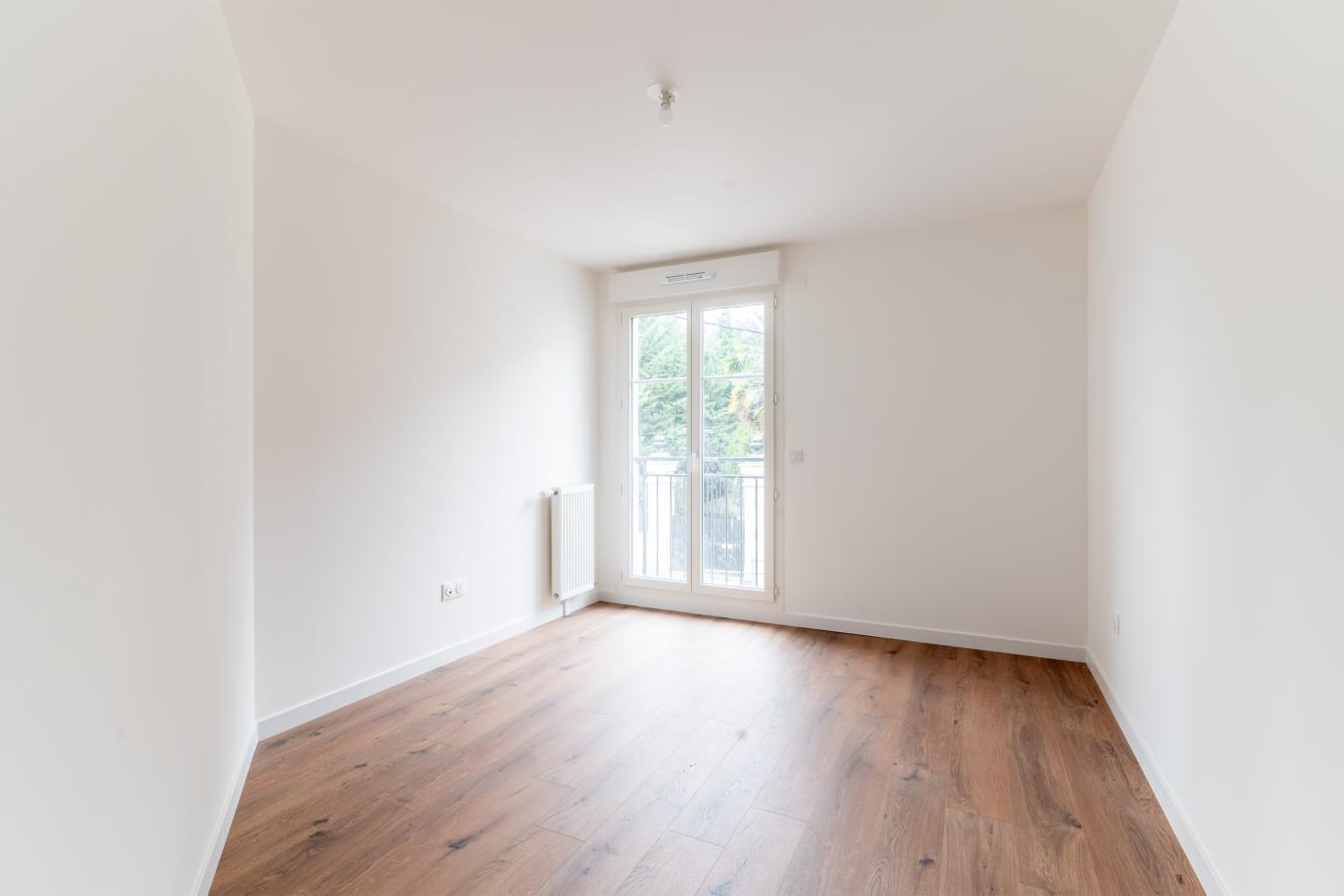 4 pièces - RDC - 79m² - 1 341,77 € - Photo #4