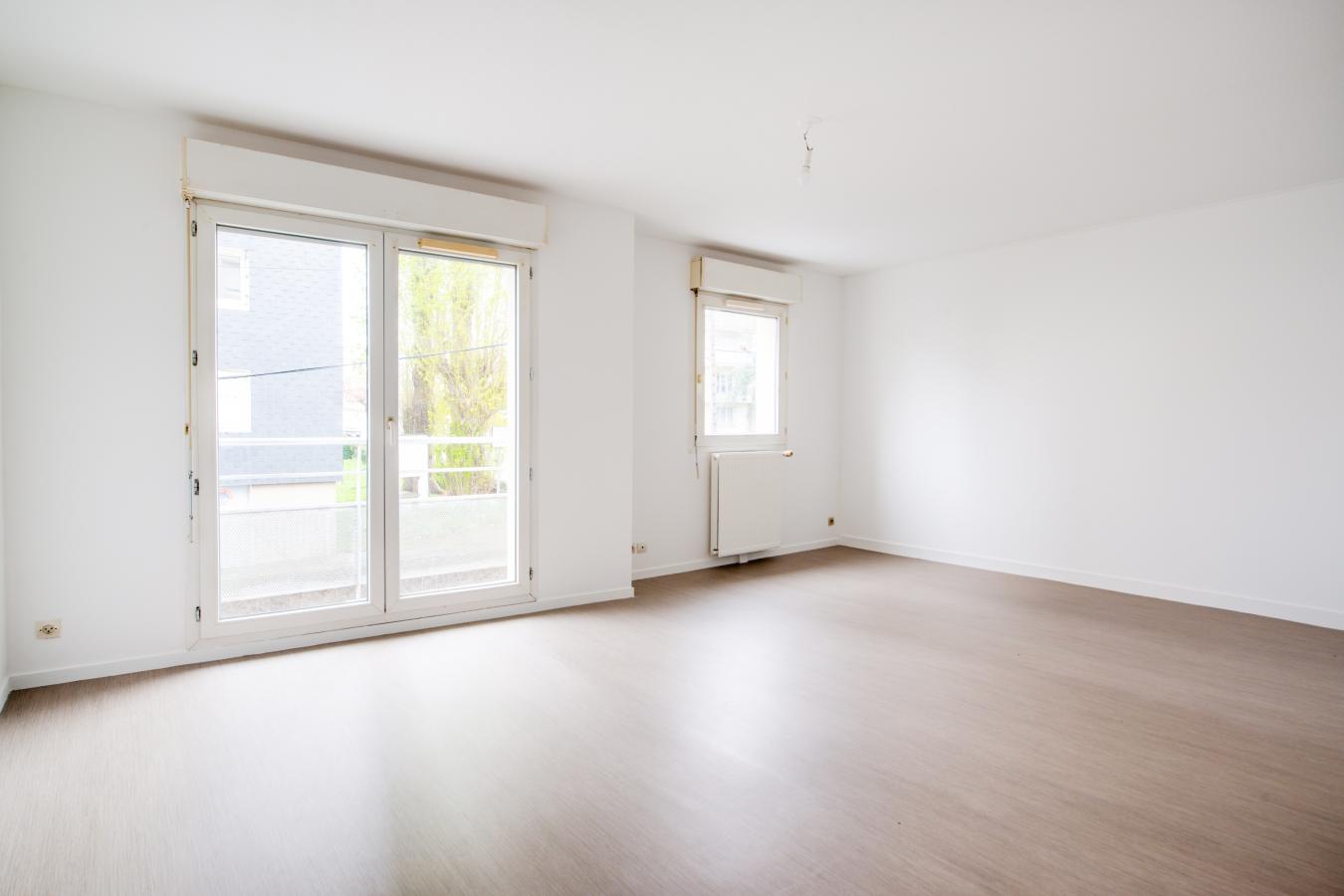 
																			2 pièces - 
																		1er étage - 54m² - 132 000 € - Photo #1