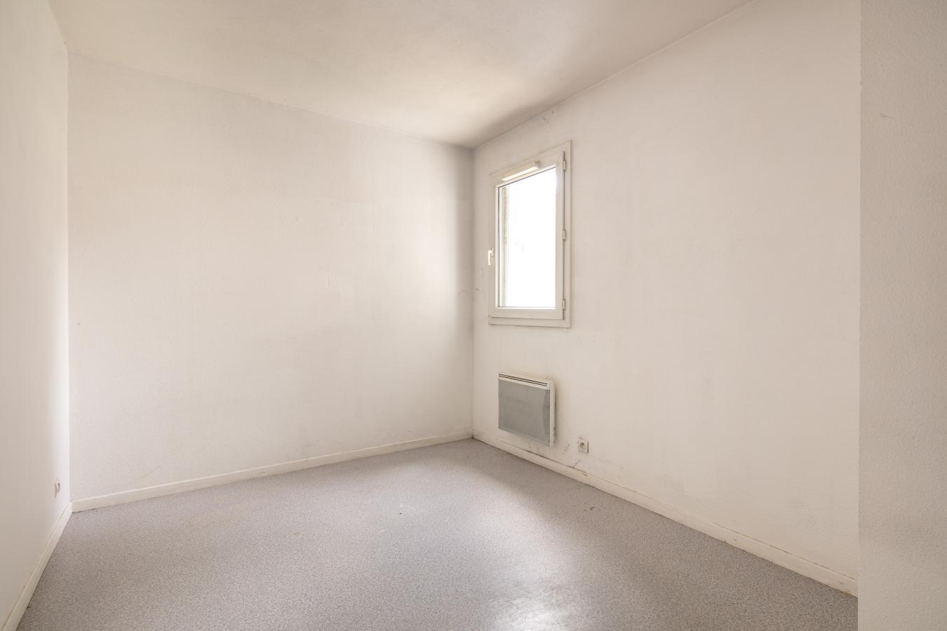 5 pièces - 1er étage - 99m² - 150 000 € - Photo #5
