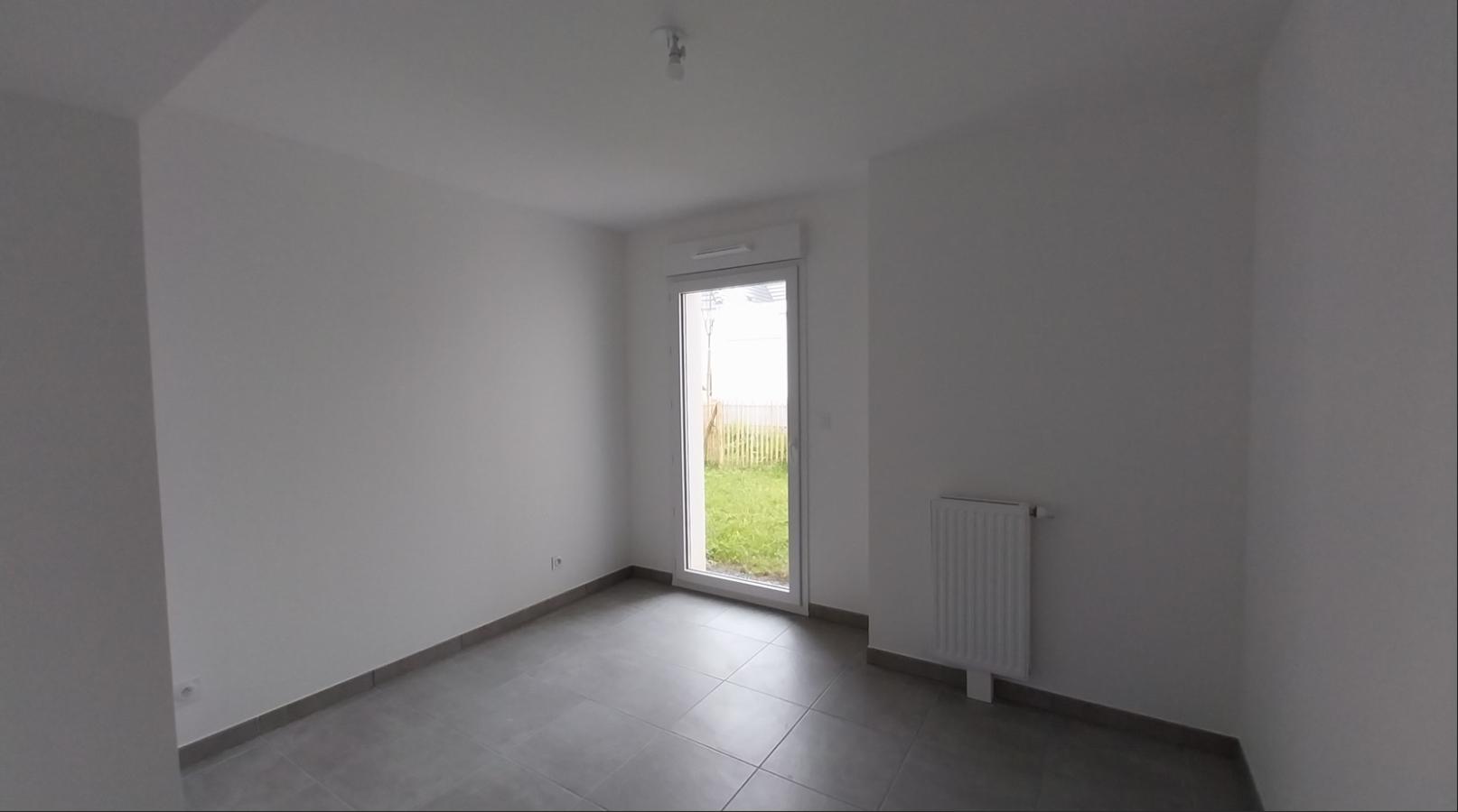 
																																							4 pièces - 
																																						RDC - 92m² - 1 113,33 € - Photo #4