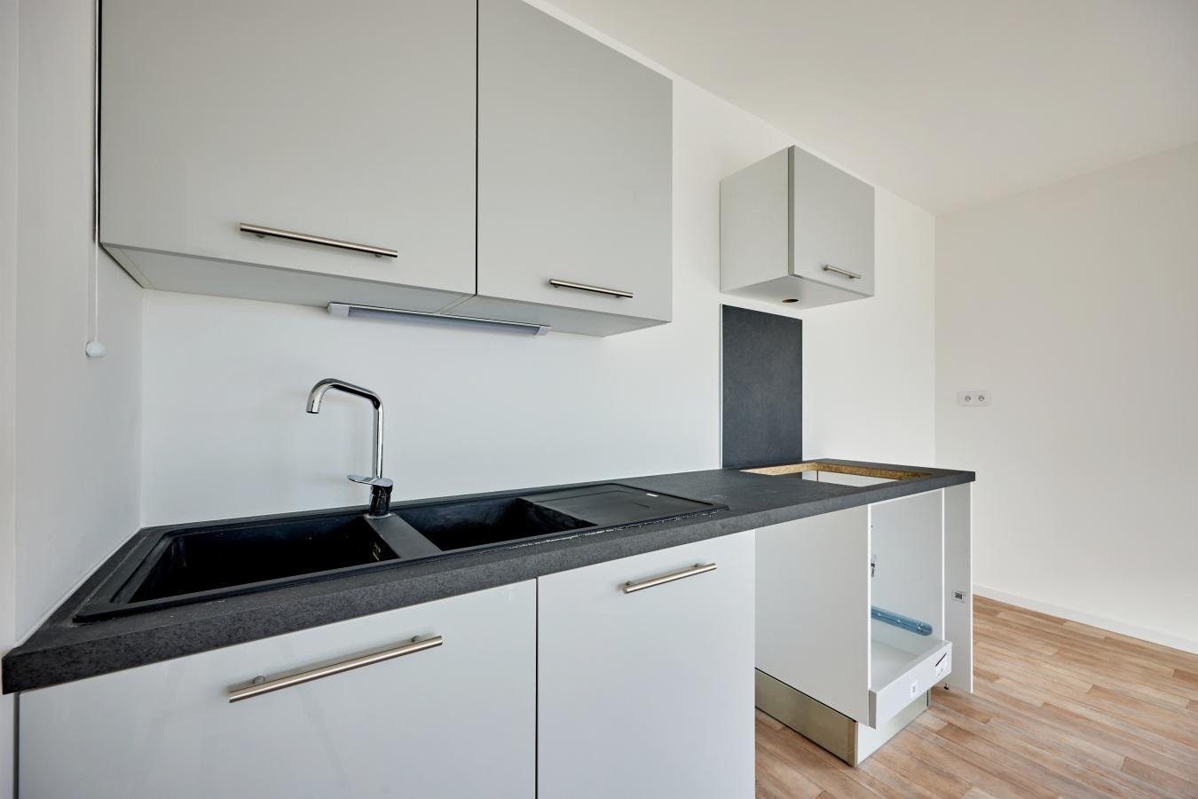 
																																							3 pièces - 
																																						RDC - 60m² - 811,68 € - Photo #1
