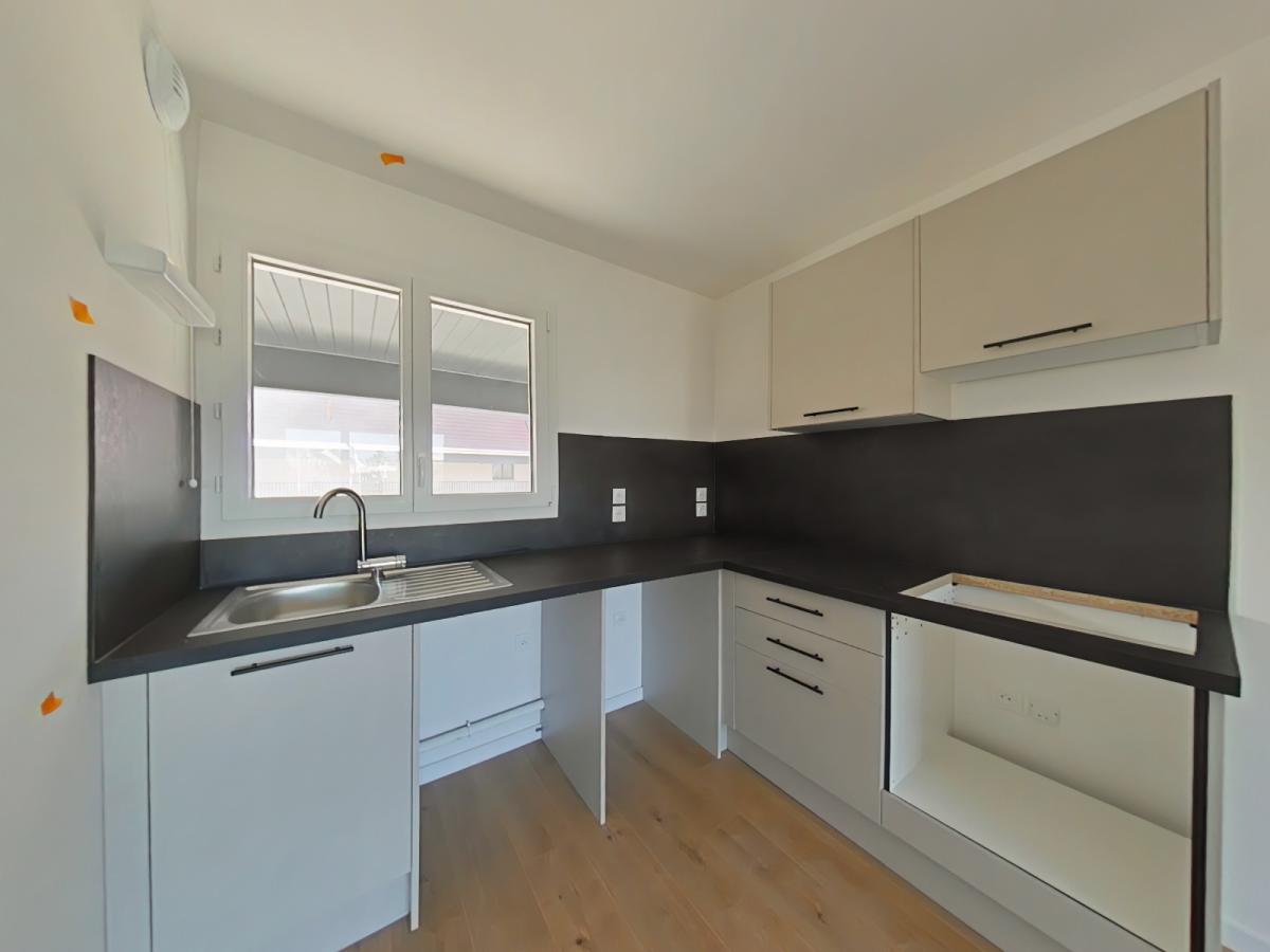 
																																							3 pièces - 
																																						1er étage - 71m² - 871,17 € - Photo #3