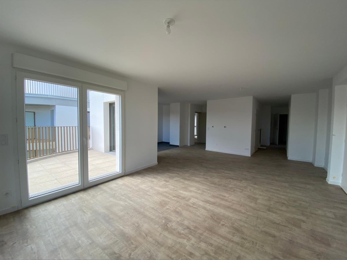 
																			4 pièces - 
																		4ème étage - 110m² - 1 493,94 € - Photo #4