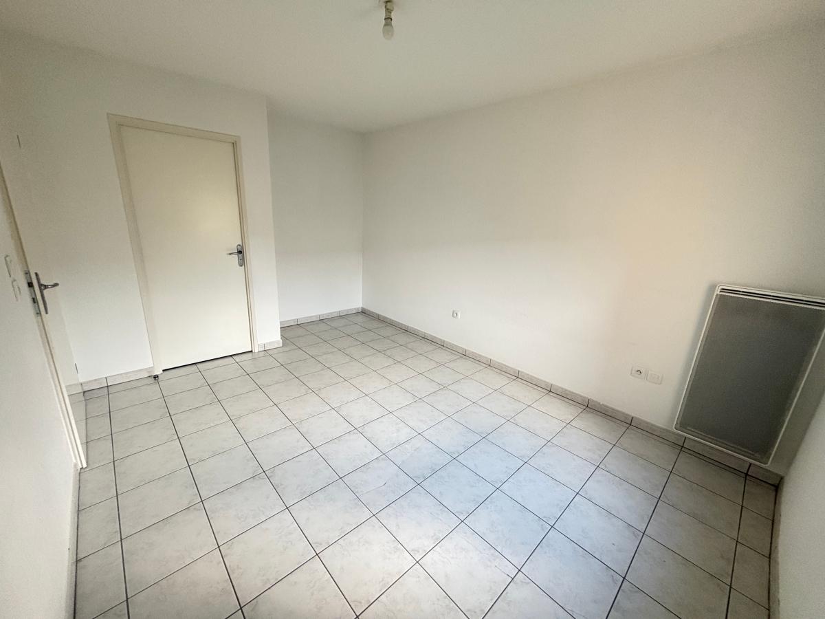 
																			2 pièces - 
																		1er étage - 43m² - 536,05 € - Photo #4