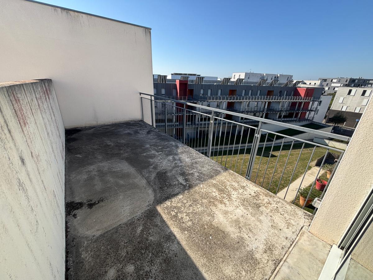 
																																							3 pièces - 
																																						4ème étage - 63m² - 736,33 € - Photo #1