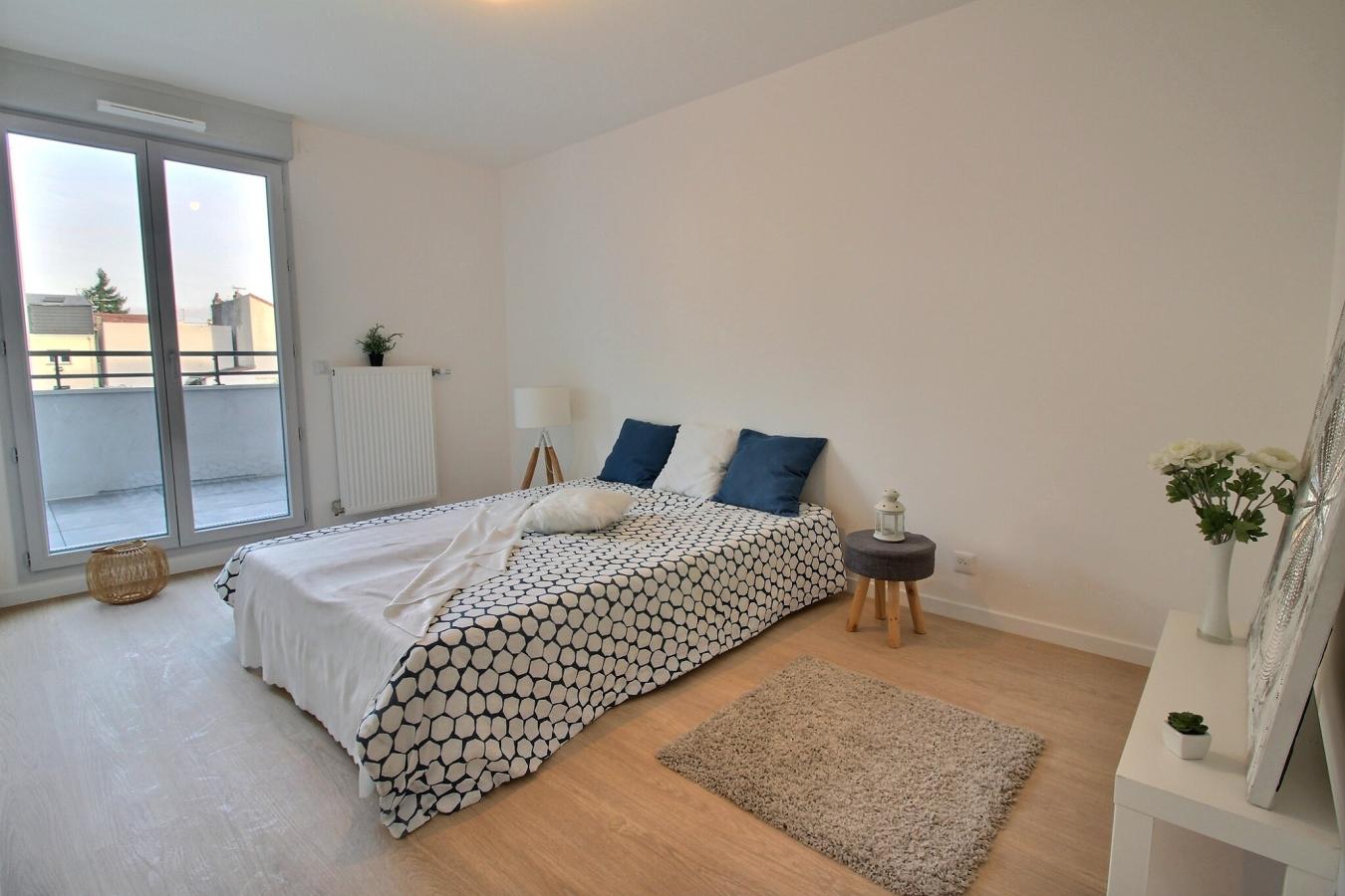 
																																							3 pièces - 
																																						3ème étage - 67m² - 1 380,42 € - Photo #4