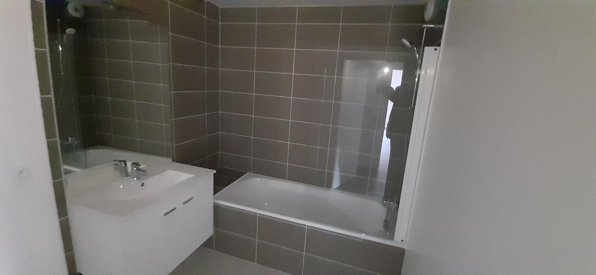 
																																							1 pièce - 
																																						1er étage - 39m² - 668,11 € - Photo #4