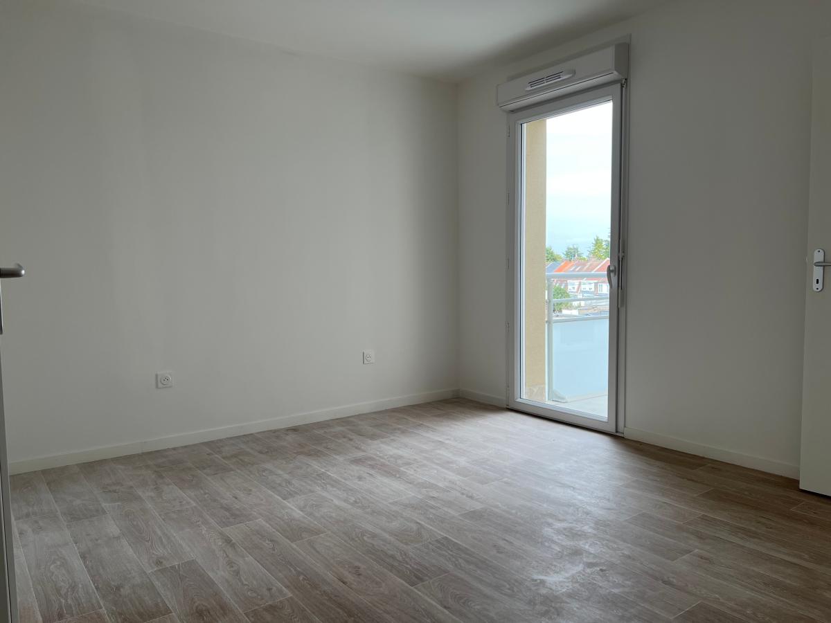 
																																							2 pièces - 
																																						1er étage - 47m² - 703,31 € - Photo #2