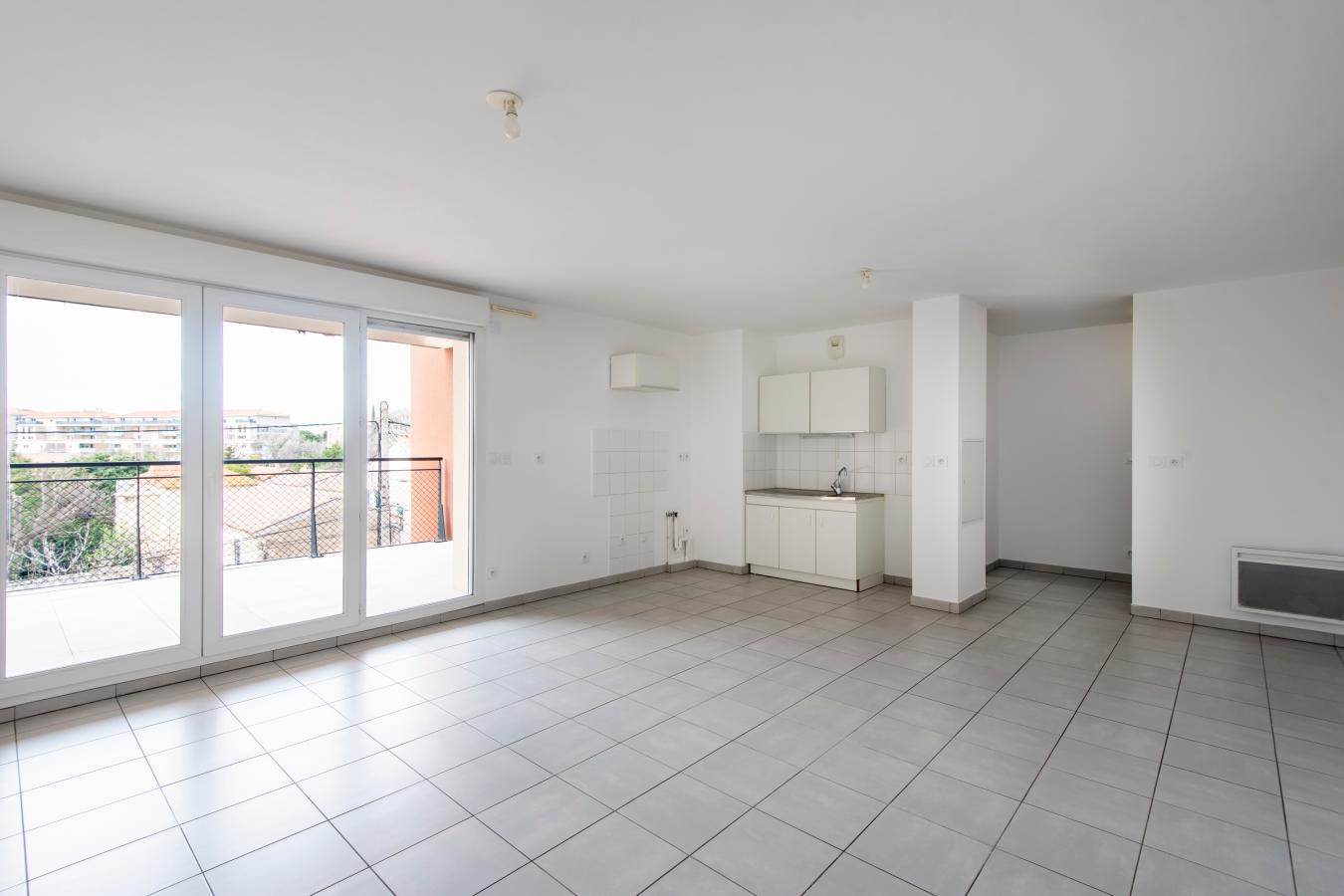 3 pièces - 3ème étage - 68m² - 920,18 € - Photo #2