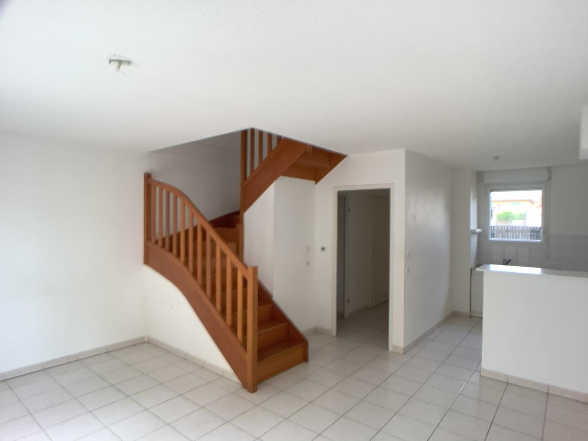 
																																							3 pièces - 
																																						RDC - 64m² - 149 000 € - Photo #2