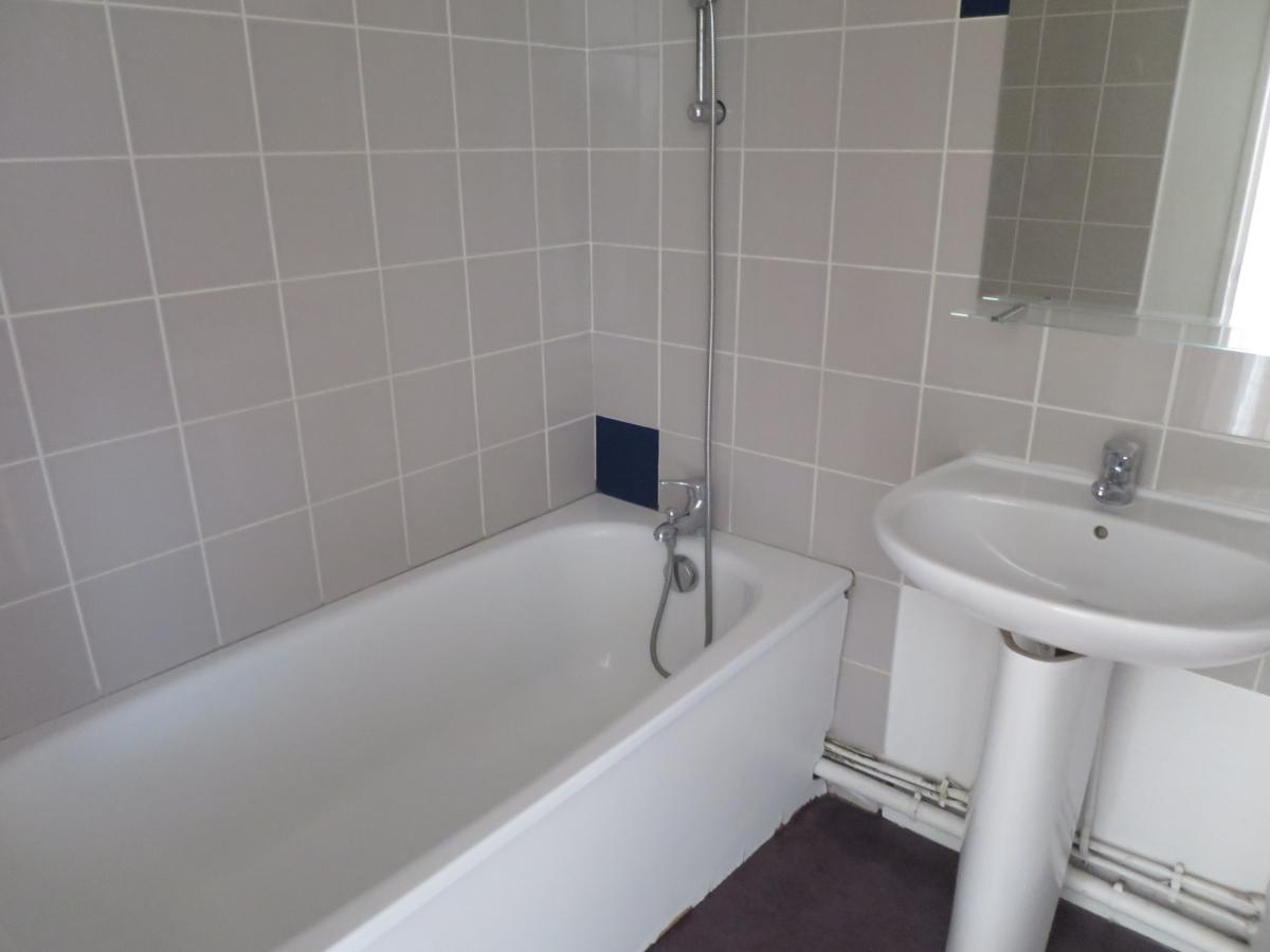 5 pièces - RDC - 77m² photo 2