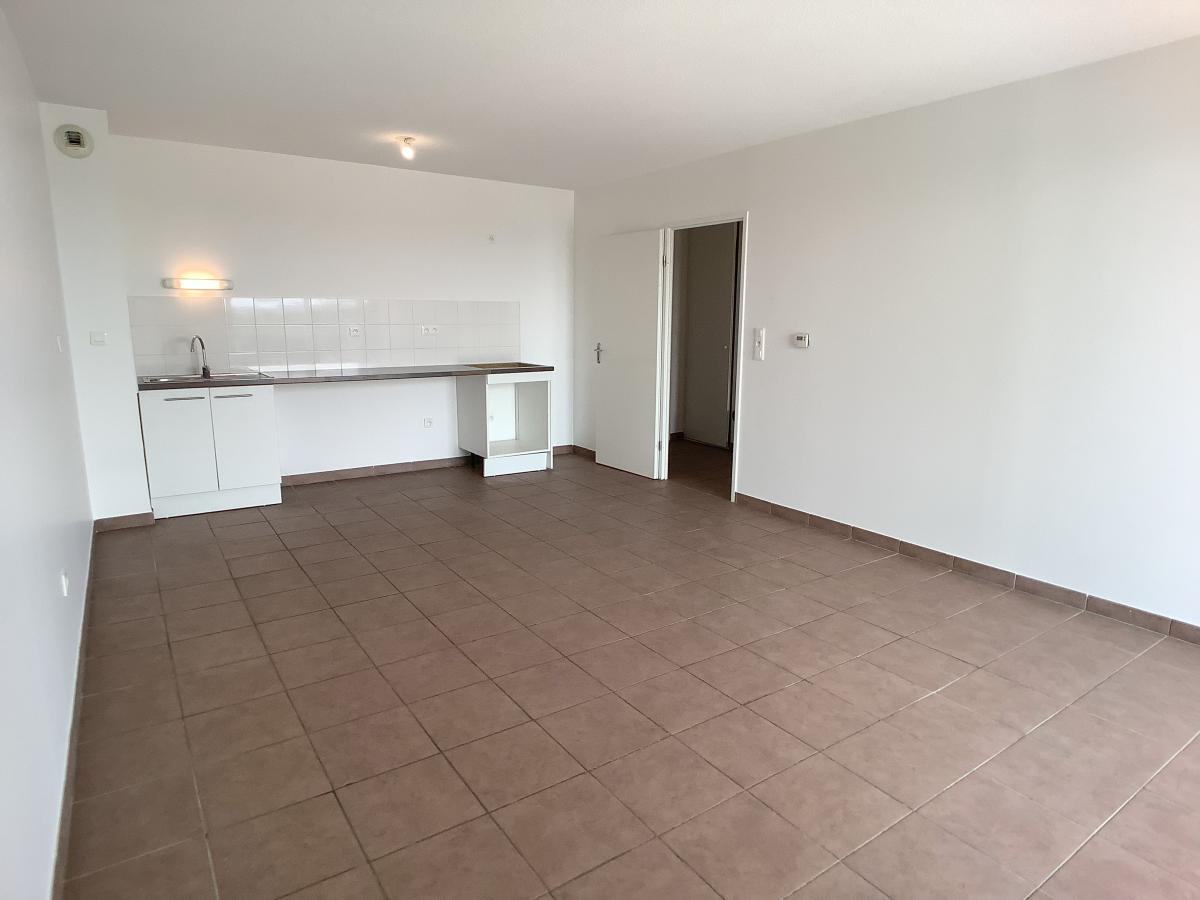 
																																							3 pièces - 
																																						2ème étage - 62m² - 219 000 € - Photo #4