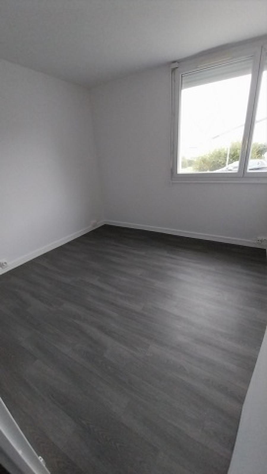 
																																							3 pièces - 
																																						2ème étage - 66m² - 503,79 € - Photo #2