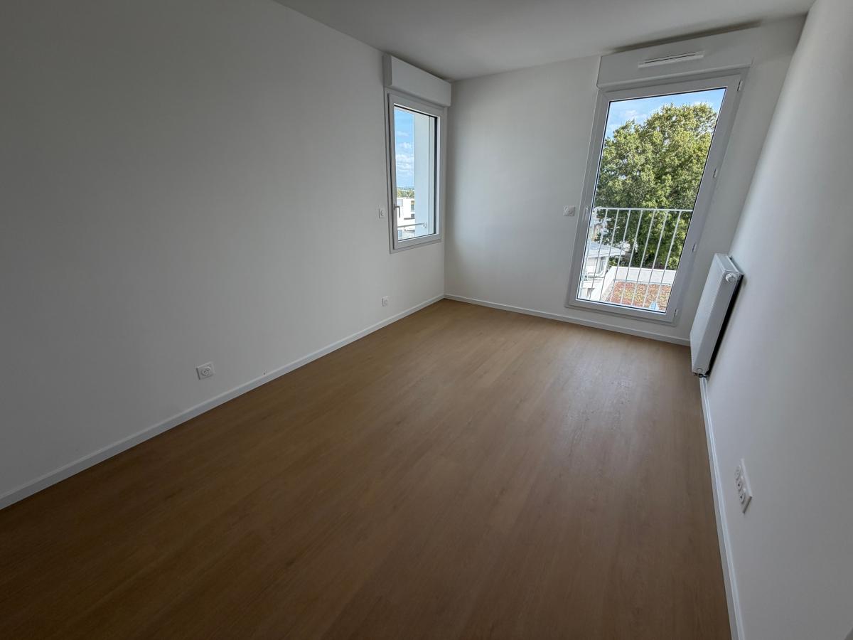 2 pièces - 5ème étage - 44m² - 764,93 € - Photo #4