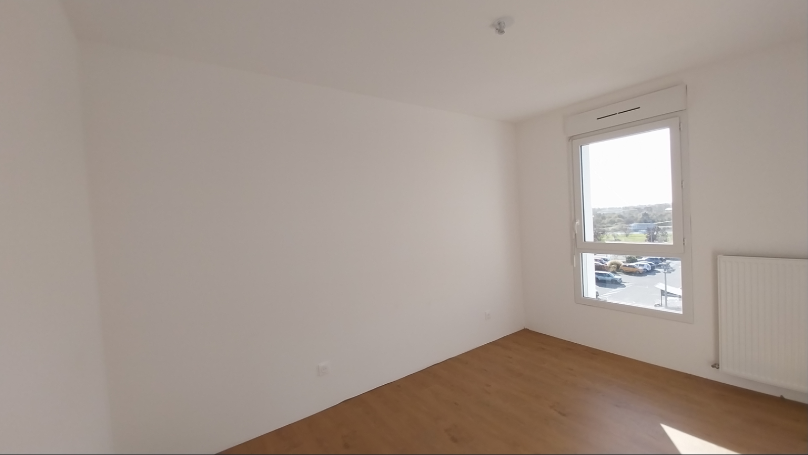 
																			4 pièces - 
																		3ème étage - 100m² - 1 043,43 € - Photo #7