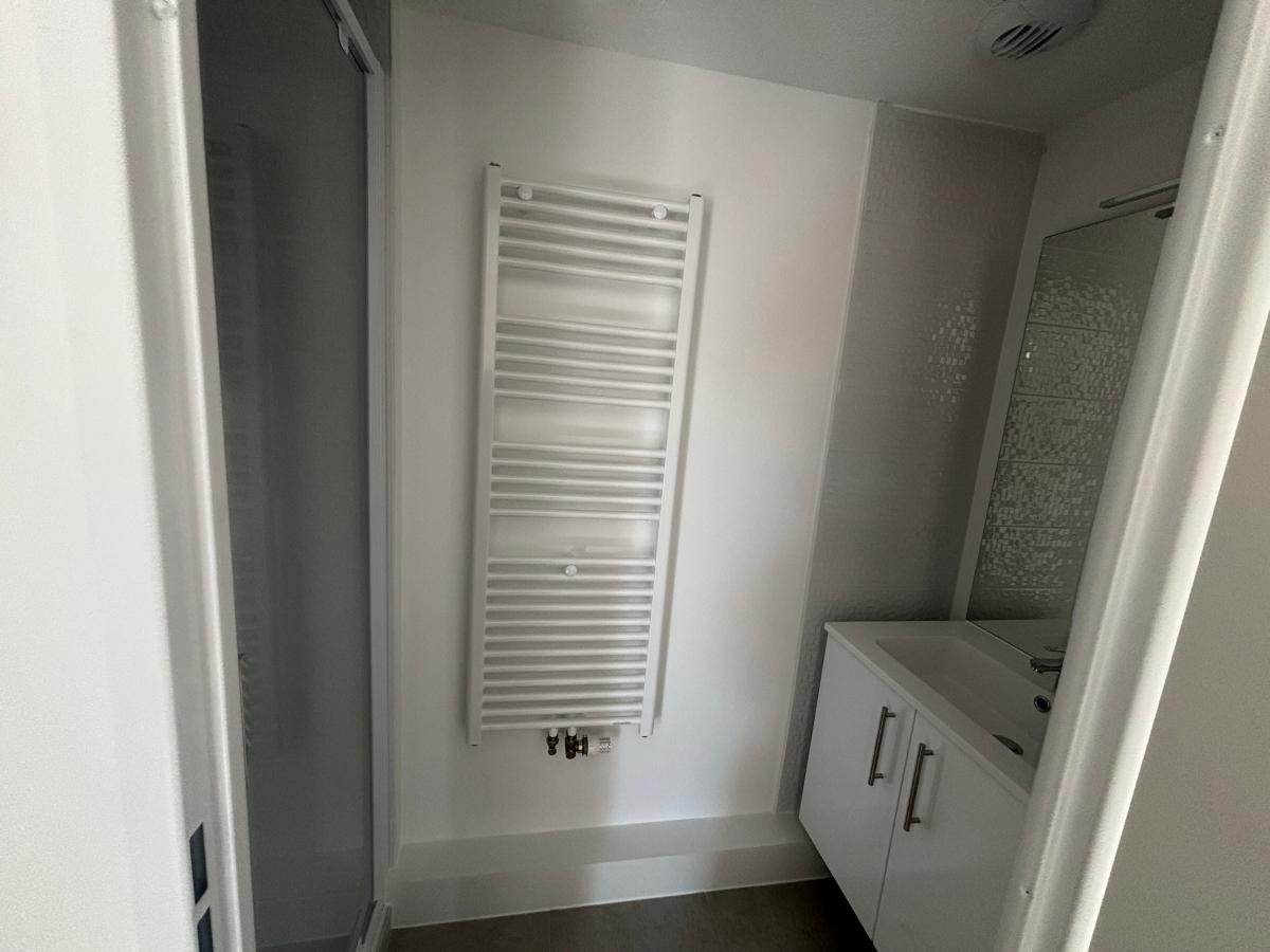 
																																							4 pièces - 
																																						RDC - 88m² - 1 004,95 € - Photo #5