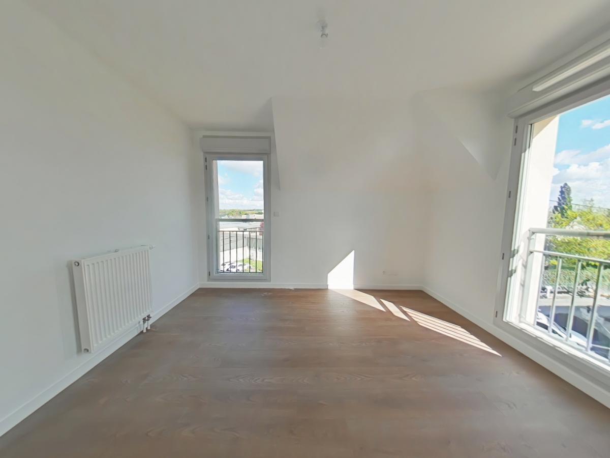 
																			3 pièces - 
																		2ème étage - 63m² - 832,53 € - Photo #4