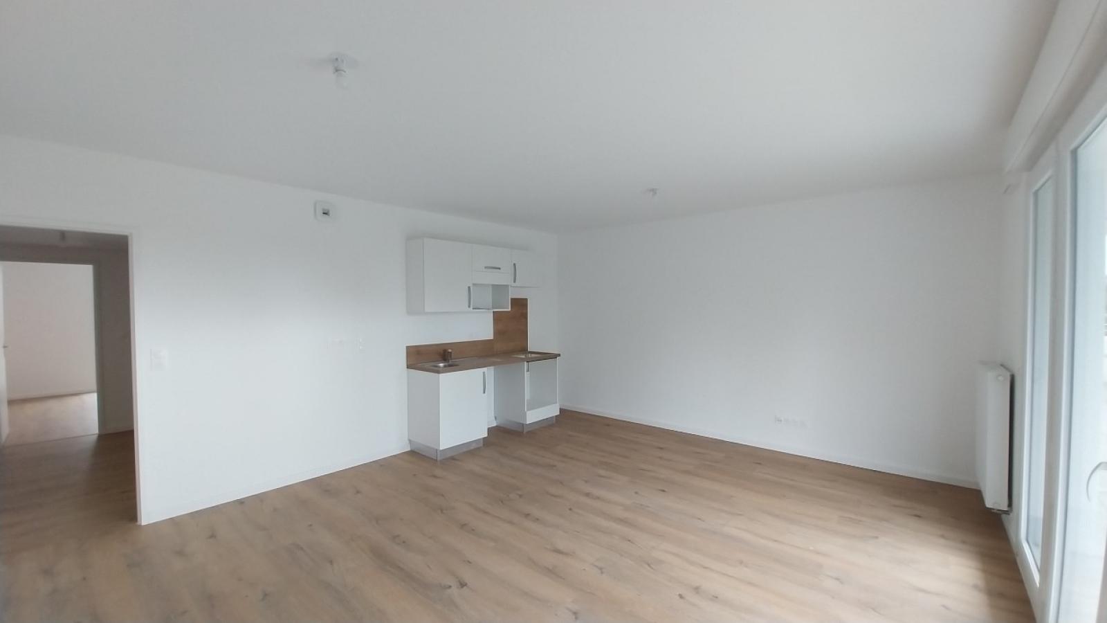 
																																							3 pièces - 
																																						3ème étage - 63m² - 880,33 € - Photo #2