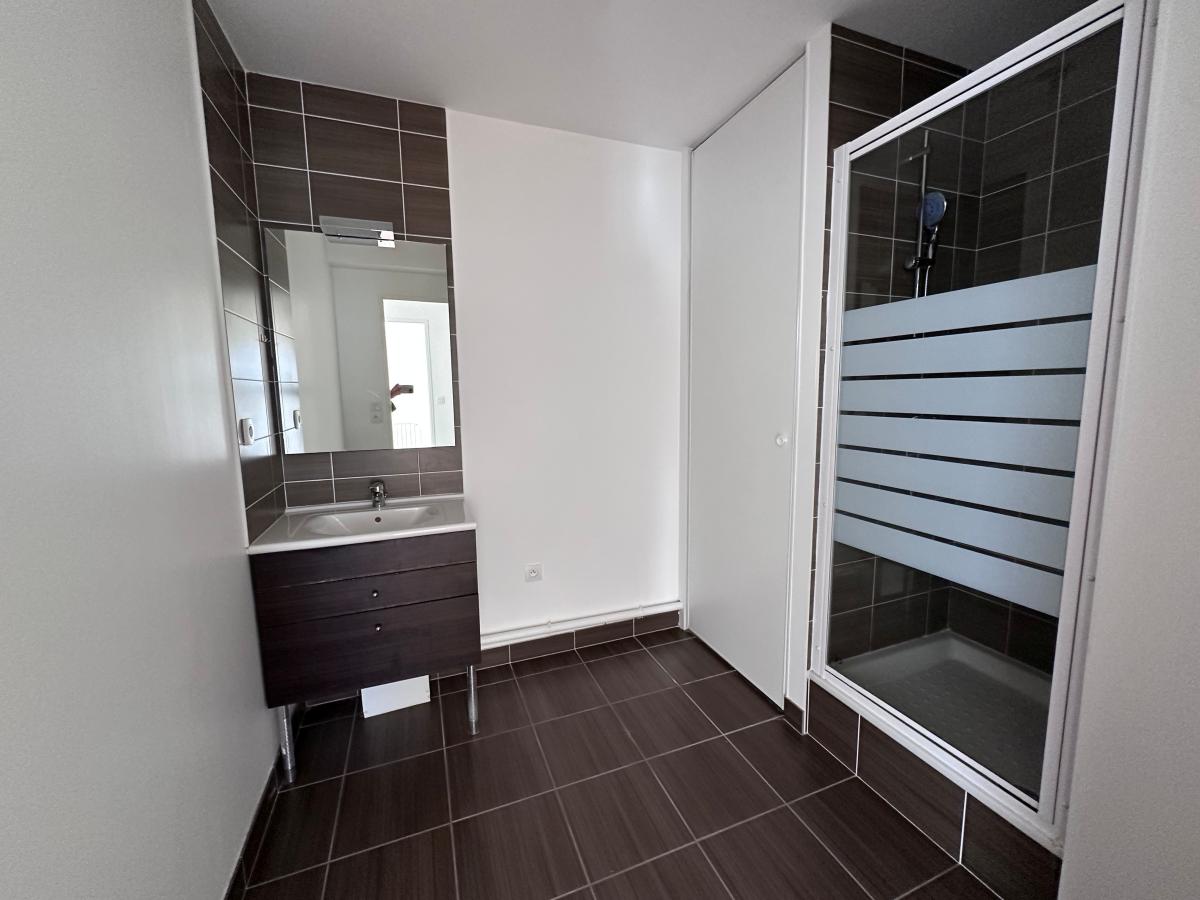 2 pièces - 3ème étage - 45m² - 614,20 € - Photo #6