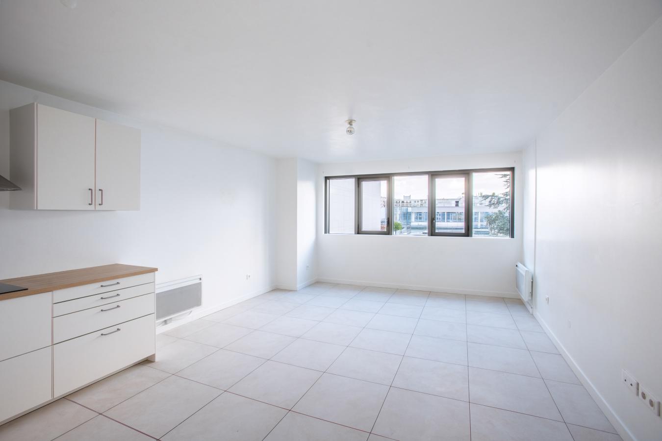 3 pièces - 2ème étage - 65m² - 2 253,81 € - Photo #1