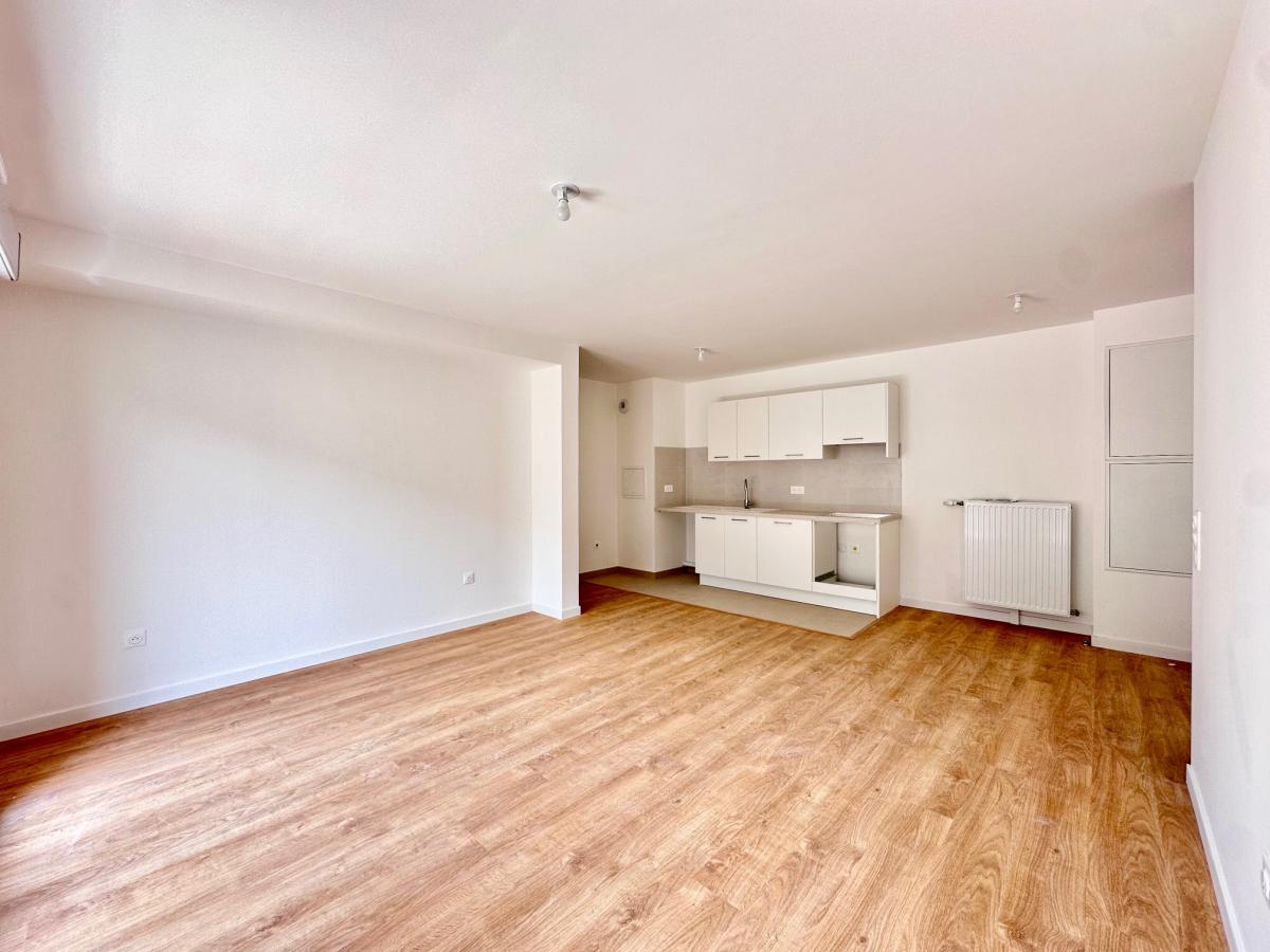 
																			2 pièces - 
																		1er étage - 42m² - 981,30 € - Photo #0