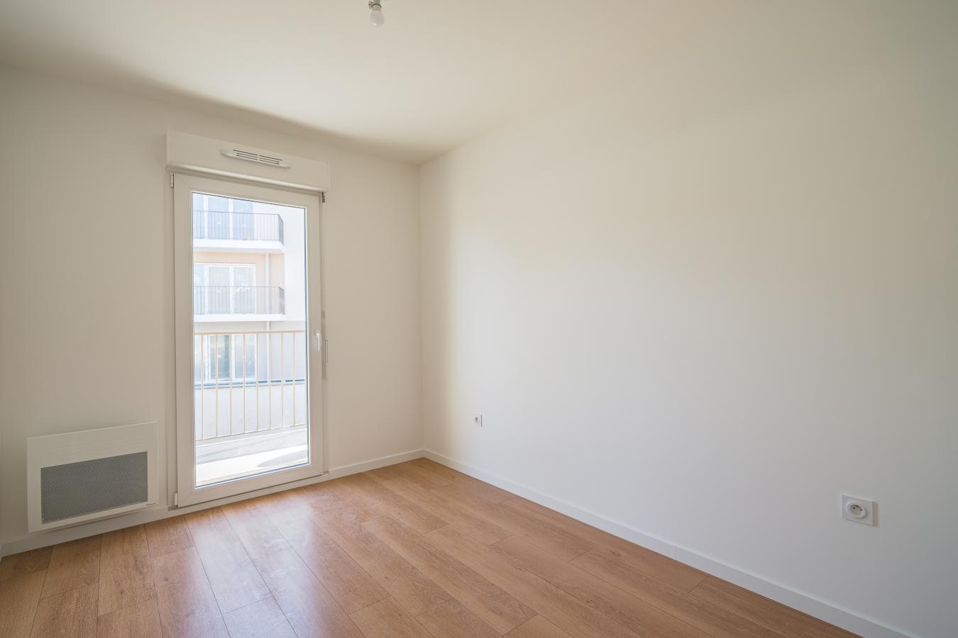 
																			2 pièces - 
																		2ème étage - 43m² - 881,21 € - Photo #2
