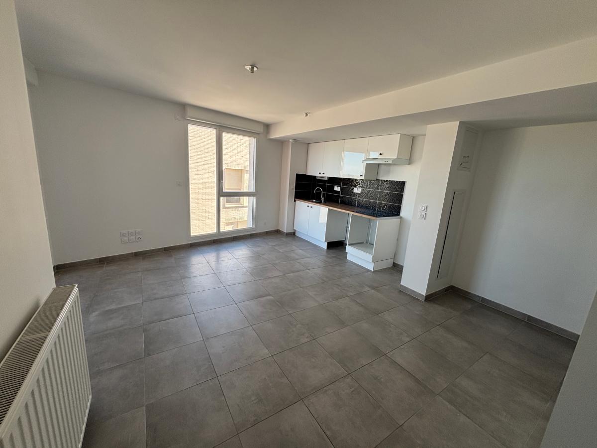 
																																							3 pièces - 
																																						4ème étage - 59m² - 744,05 € - Photo #3