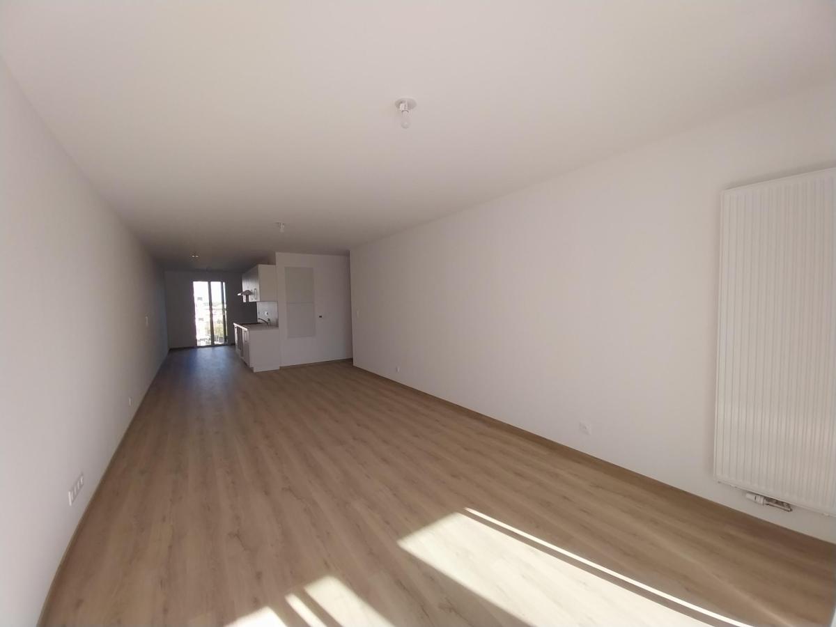 3 pièces - 3ème étage - 76m² - 999,52 € - Photo #3