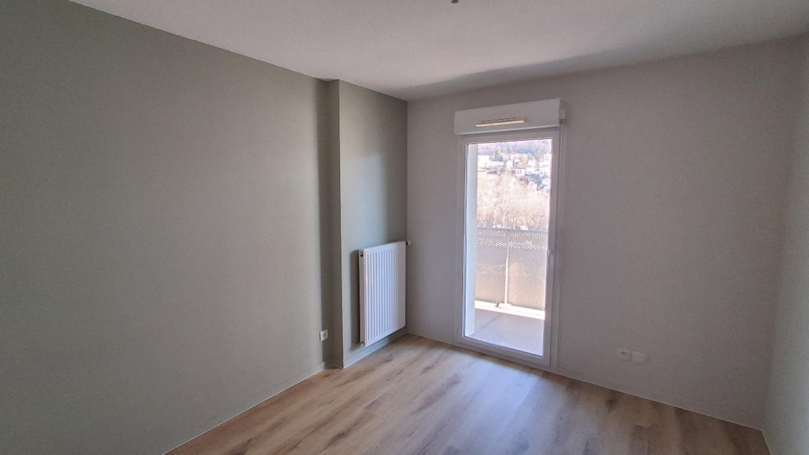 
																			3 pièces - 
																		6ème étage - 62m² - 937,49 € - Photo #4