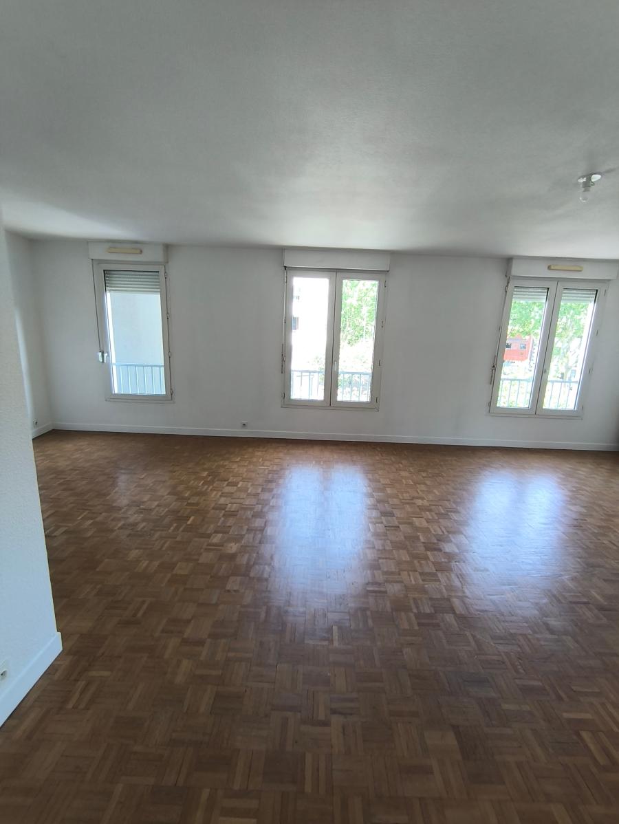 5 pièces - 2ème étage - 134m² - 260 000 € - Photo #6