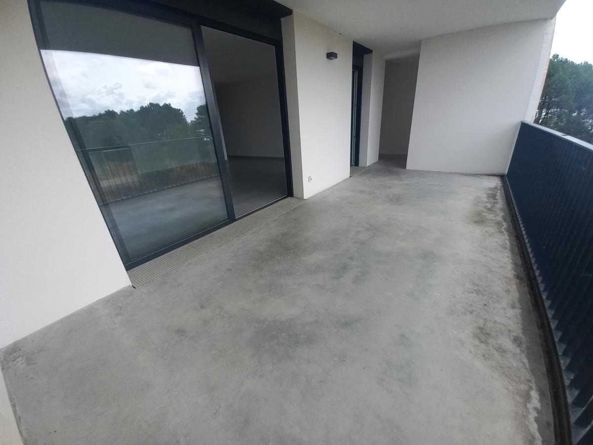 
																																							4 pièces - 
																																						5ème étage - 133m² - 1 593,12 € - Photo #2