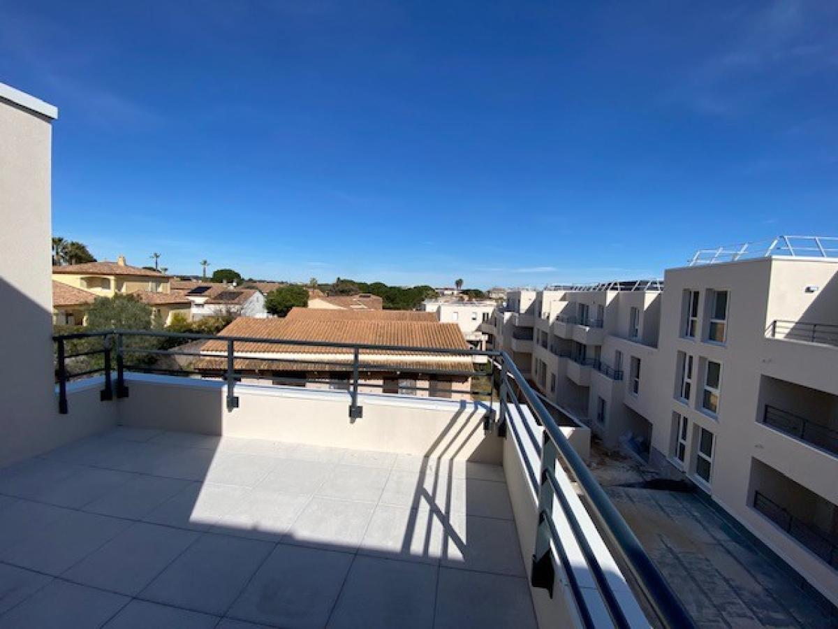 
																																							4 pièces - 
																																						2ème étage - 79m² - 1 025,60 € - Photo #3