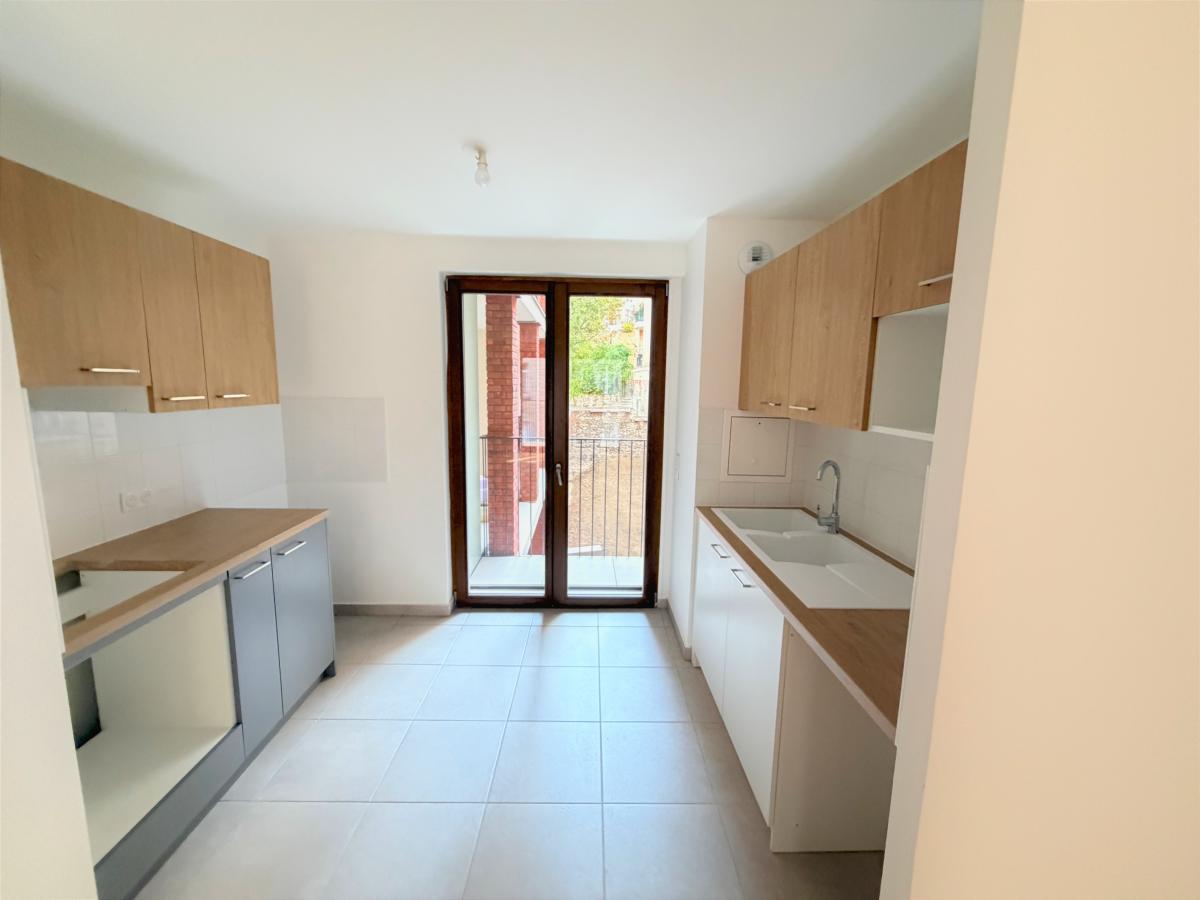 
																																							2 pièces - 
																																						2ème étage - 53m² - 1 717,27 € - Photo #3