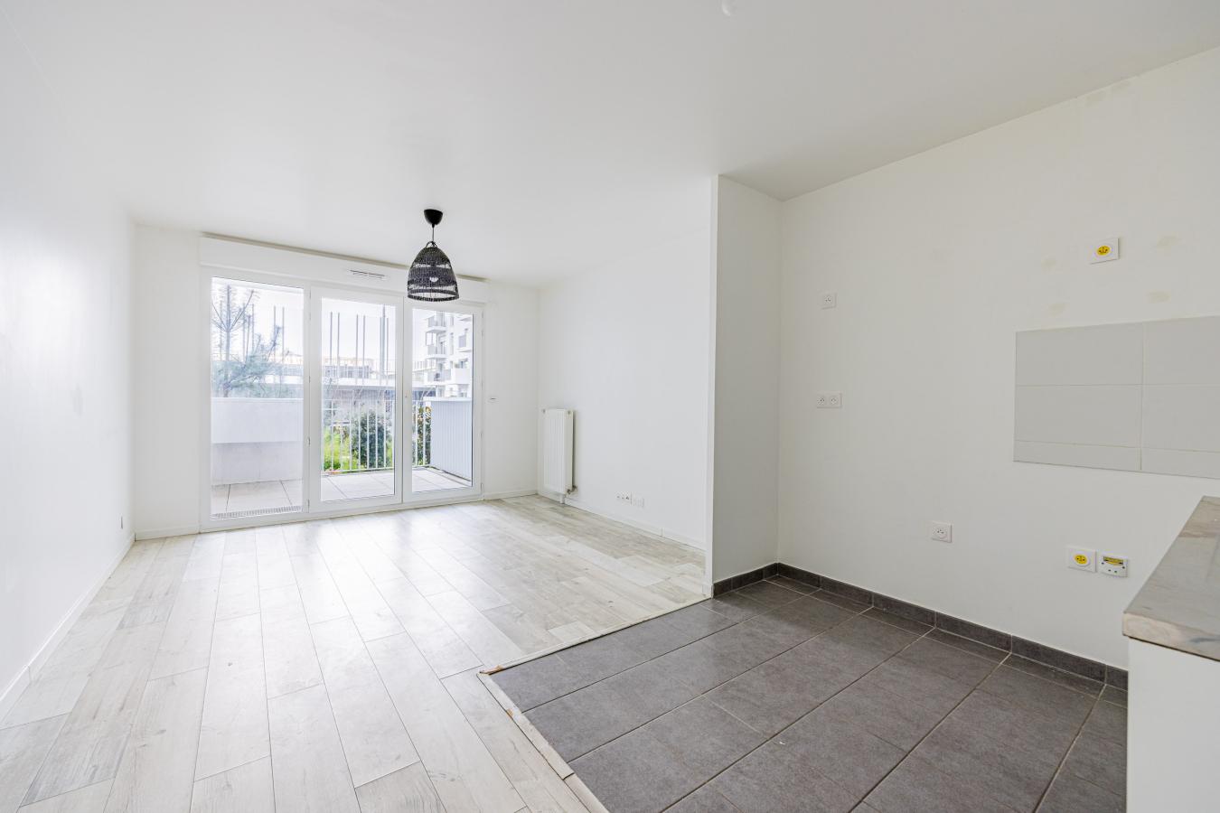 
																			2 pièces - 
																		1er étage - 47m² - 1 188,89 € - Photo #0