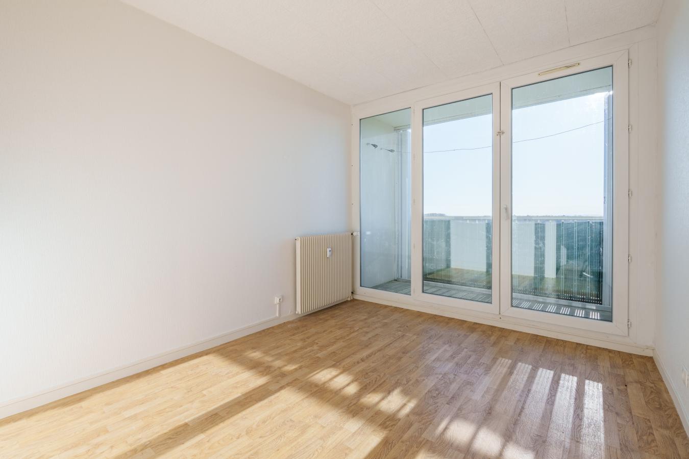 
																																							4 pièces - 
																																						3ème étage - 76m² - 531,15 € - Photo #4