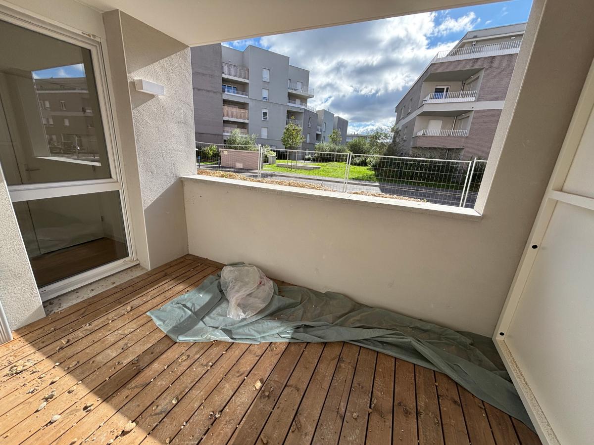 
																			3 pièces - 
																		RDC - 69m² - 760,38 € - Photo #2