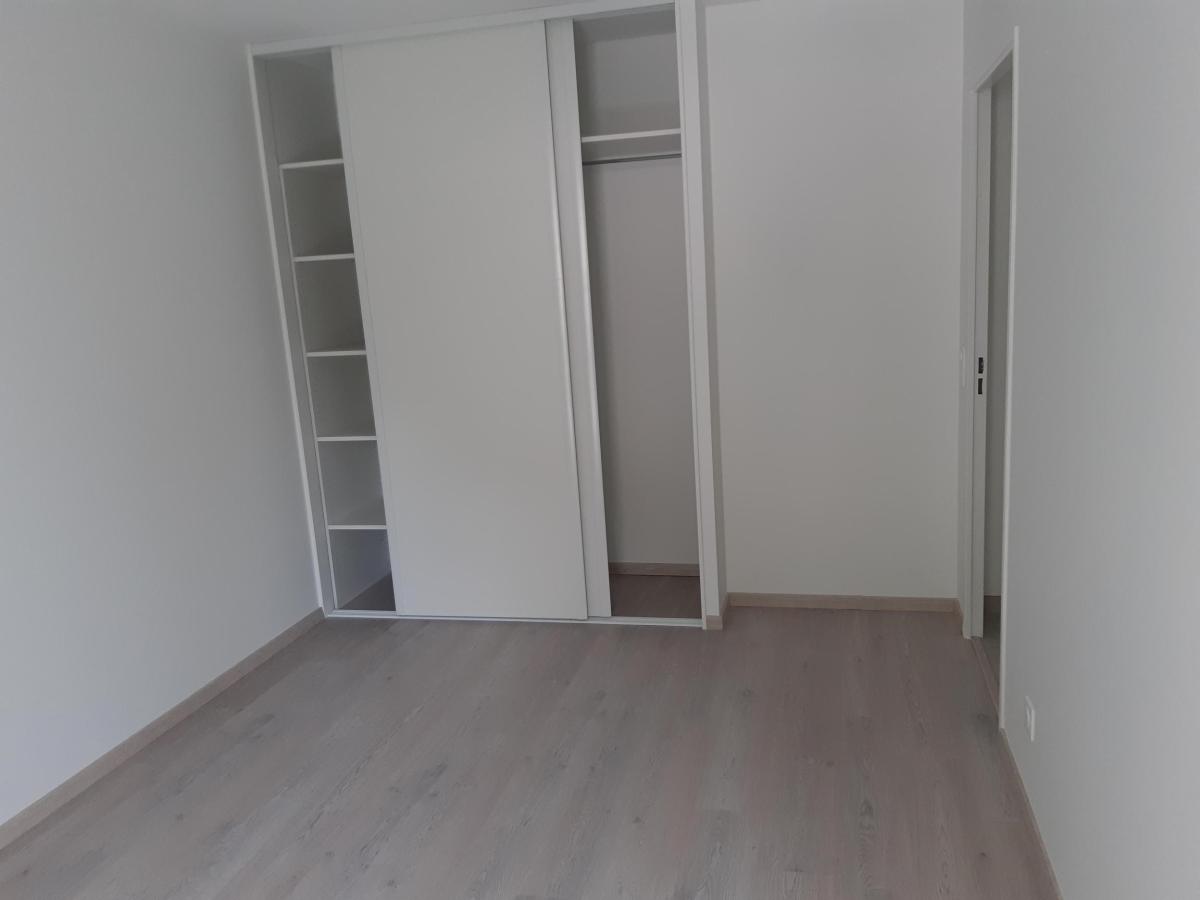4 pièces - 3ème étage - 78m² - 1 015,68 € - Photo #4