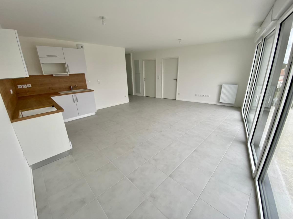 
																																							3 pièces - 
																																						2ème étage - 65m² - 788,08 € - Photo #3