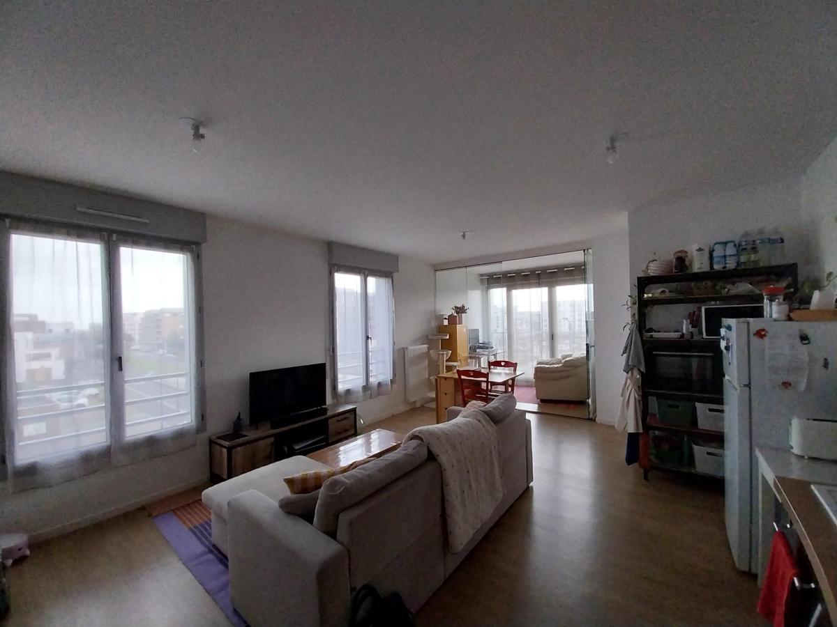 
																																							2 pièces - 
																																						1er étage - 50m² - 727,95 € - Photo #3