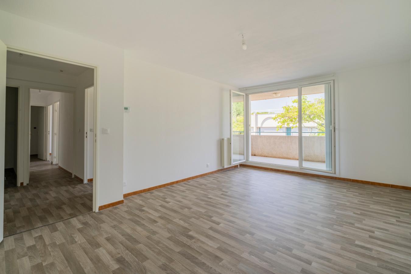 3 pièces - 2ème étage - 67m² - 159 500 € - Photo #2