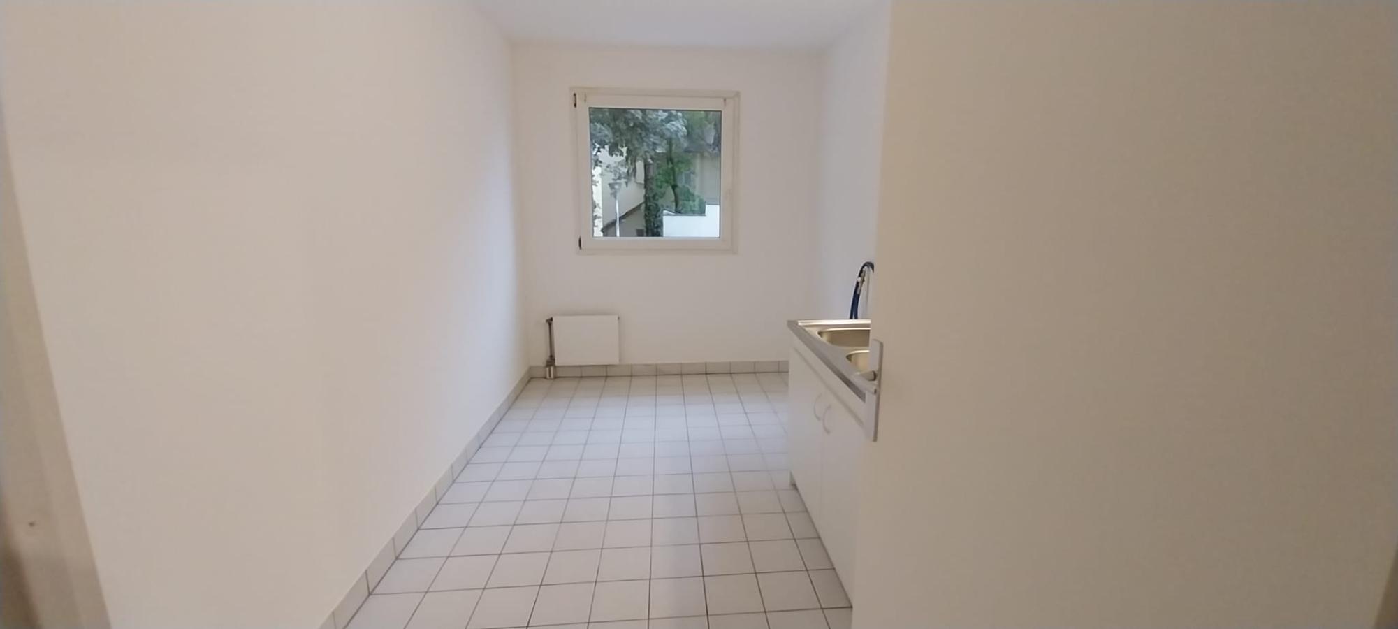 
																																							3 pièces - 
																																						1er étage - 69m² - 217 000 € - Photo #4