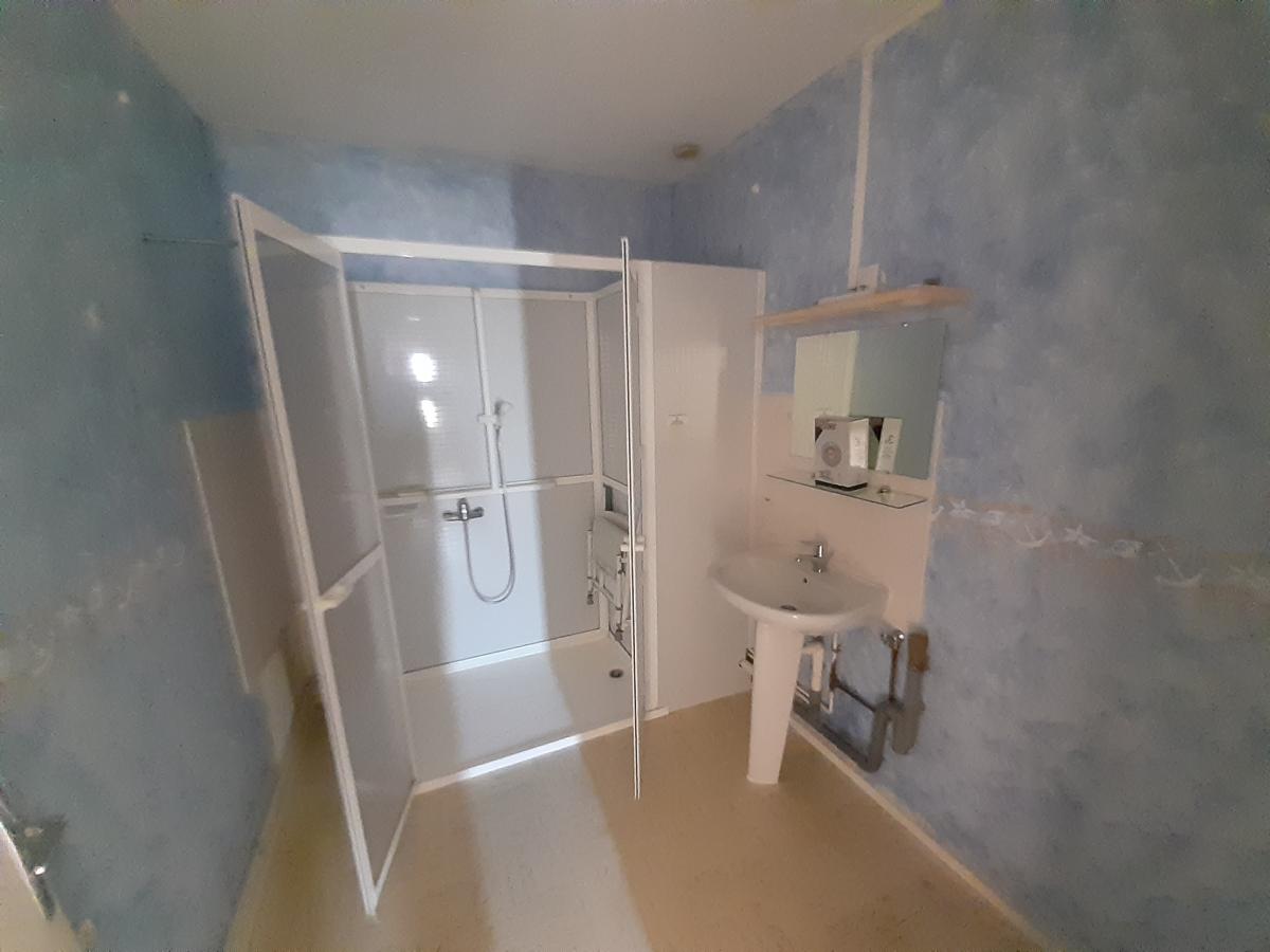 
																			3 pièces - 
																		RDC - 0m² - 115 000 € - Photo #5