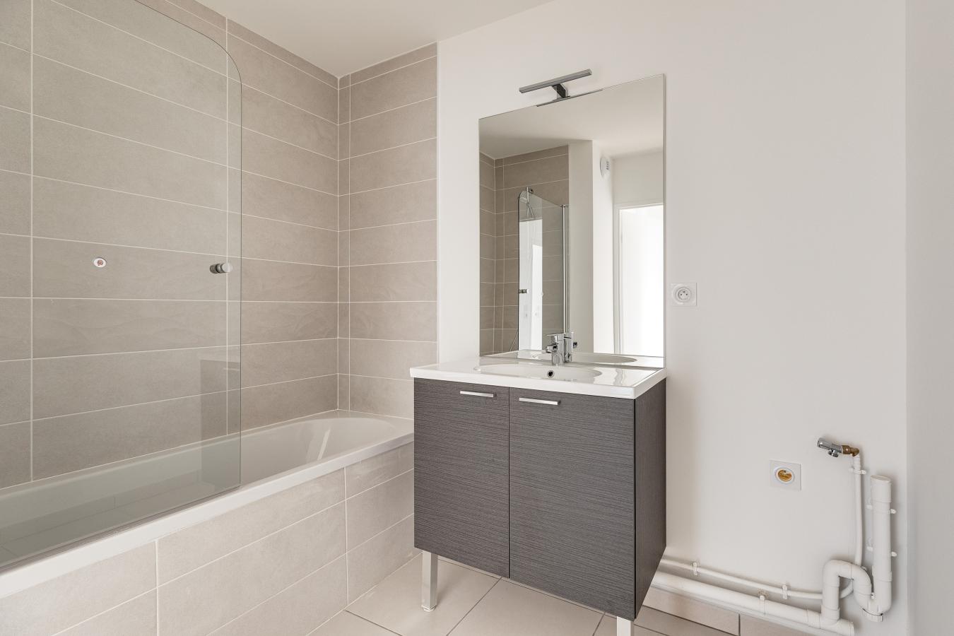 
																																							3 pièces - 
																																						1er étage - 60m² - 797,54 € - Photo #2