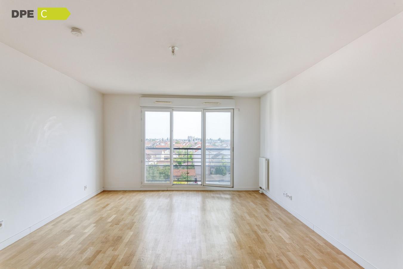 
																			1 pièce - 
																		4ème étage - 37m² - 145 300 € - Photo #1