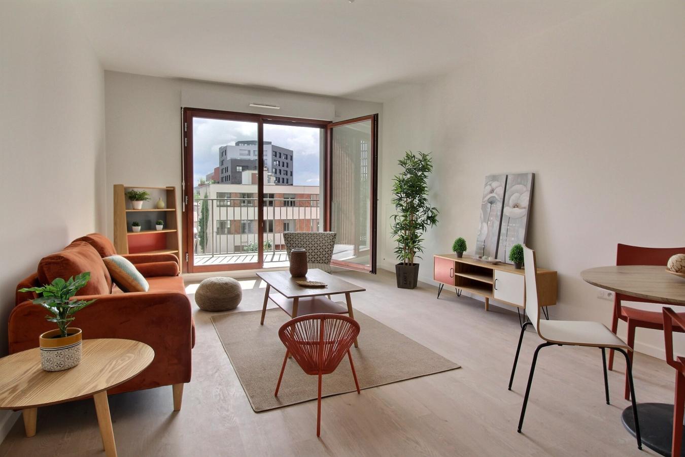 4 pièces - 1er étage - 90m² - 1 861,97 € - Photo #4
