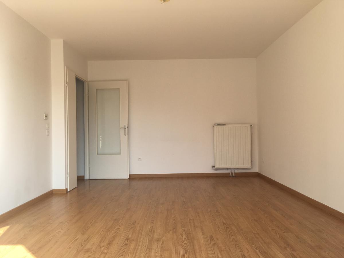 
																																							3 pièces - 
																																						1er étage - 72m² - 870,89 € - Photo #1